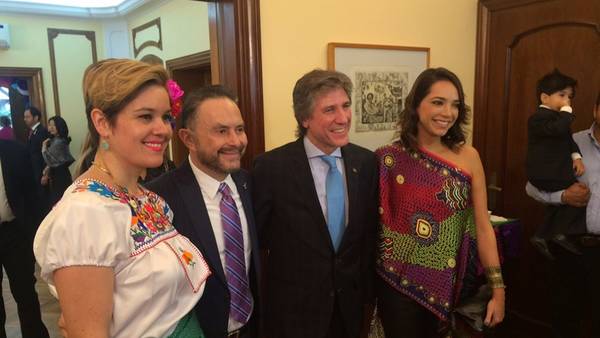 Vicepresidente de Argentina presenta a ex diputada del PVEM como su novia - vicepresidente-argentina-PVEM-Clarin