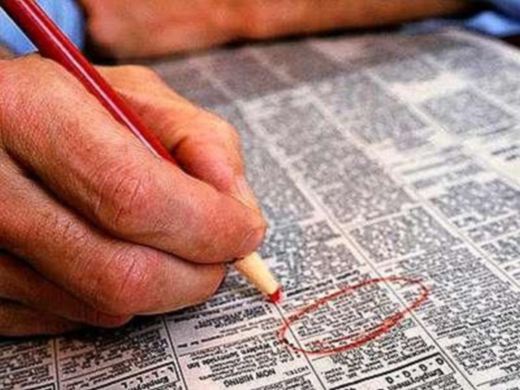 Analistas prevén dólar en 16.75 pesos y PIB más bajo - empleo-2